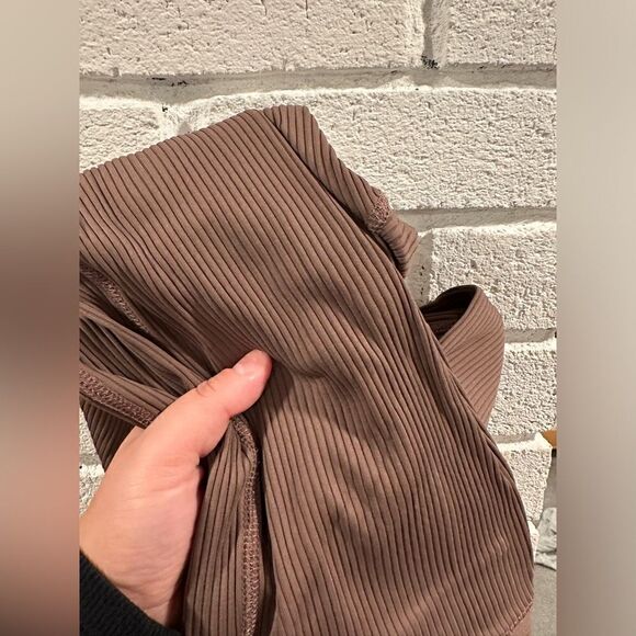 Revolve YEAR OF OURS destination brown pants - Picture 7 of 7